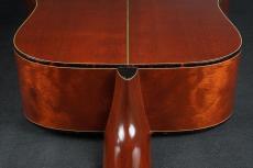 Martin D-18CW Clarence White_15
