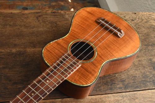 G String Concert Custom