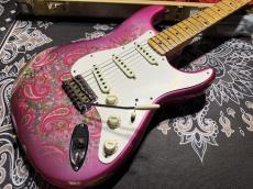 Fender Custom Shop Fender Custom Shop NAMM Ltd Mischief Maker Heavy Relic / Pink Paisley_3