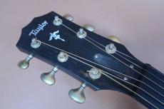 Taylor Builder’s Edition 614ce / Terrified Sitka Spruce Top・Solid Flamed Maple Side and Back・Beveled Cutaway・Scepter Inlay・Ebony Fingerboard and Bridge・V-Class Bracing・With Pickup System ES-2・Silent Satin Fi_7