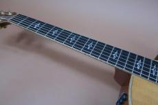 Taylor 814ce / Solid Sitka Spruce Top・Solid Indian Rosewood Side and Back・Tropical Mahogany Neck・Ebony Fingerboard・Gloss Finish・Abalone Rosette・Expression System 1 (ES-1)【With Original Hard Case】2013年製_8