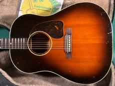 Gibson J-45_2