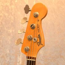 Fender American Vintage 1962 Jazz Bass_3