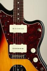 Fender Made in Japan Traditional 60s Jazzmaster 3-Color Sunburst 2023_2