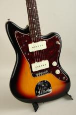 Fender Made in Japan Traditional 60s Jazzmaster 3-Color Sunburst 2023_10