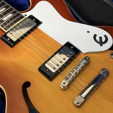 Epiphone Limited Edition Elitist 1966 Custom Riviera Honey Burst_9