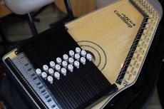 ARIA 【チューニング済み】　アンプに繋げる AutoHarp　マイクつき コードハープ　【アリア オートハープ ARIA　 ACH-210S 】_6