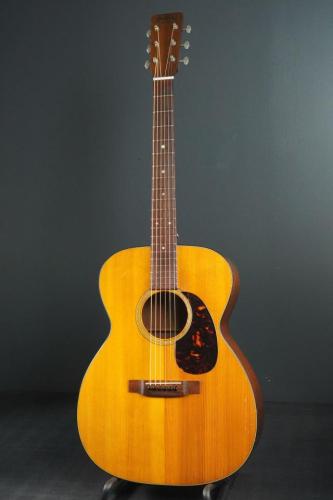 Martin 000-18