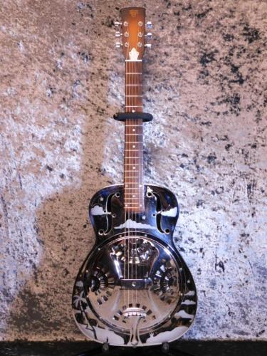 Dobro Model 33H '89
