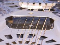 Dobro Model 33H '89_9
