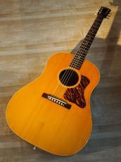 Gibson 【Gibson Expo 目玉品】【VINTAGE】Gibson J-35 Natural 1941年製【試奏動画あり】_2