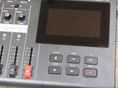 ZOOM R20_4