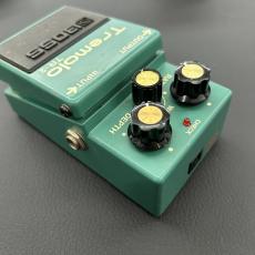 BOSS TR-2 Tremolo_5