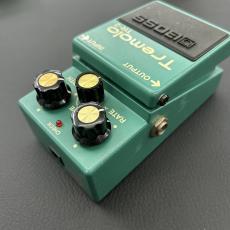 BOSS TR-2 Tremolo_6