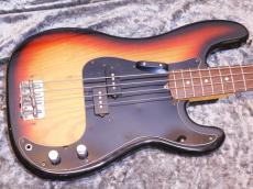 Fender Precision Bass '77 SB/R_3