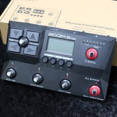 ZOOM B2 Four【100種類以上のアンプ/エフェクト内蔵ベース用マルチエフェクター】【完品USED】