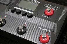 ZOOM B2 Four【100種類以上のアンプ/エフェクト内蔵ベース用マルチエフェクター】【完品USED】_4