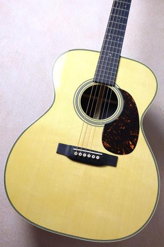 Martin 【美しい余韻と抜群のバランス】000-28Standard  #3029891【最大48回分割無金利・送料当社負担】