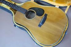 Cat's Eyes CE-800S / Limited Model・Solid Spruce Top・Solid Mahogany Side and Back・Original Peg・Mahogany Neck・Rosewood Fingerboard and Brode・Long Saddle・Tortoise Color Binding and Pick guard【With Hard Case】1981年製　_2
