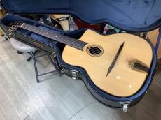 ARIA MM-100/O Maccaferri　TYPE Gipsy Jazz Guitar マイク搭載　【アリア マカフェリ　オーバルタイプ　ジプシージャズギター　MM100 】　　_2