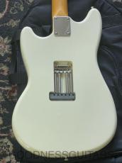 Fender Japan Made in Japan CHAR SIGNATURE MUSTANG OWH 2019_7