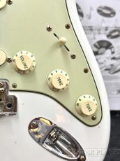Fender Custom Shop ~Custom Collection~1964 Stratocaster Journeyman Relic -Olympic White-_9
