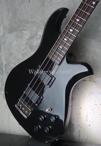 B.C.Rich USA Eagle Bass 80'S EMG Black