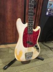 Fender 1966 Mustang Bass Olympic White_3