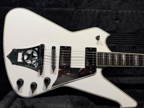 Washburn Washburn PS2000 White / Paul Stanley Signature Model
