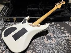 Washburn Washburn N4 Nuno Bettencourt White Prototype / Bronze Hardware_6