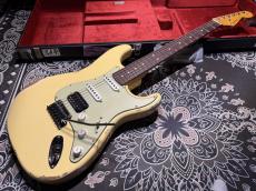 Fender Custom Shop Fender Custom Shop Custom Deluxe S-1 Stratocaster S-S-H Relic / Aged Vintage White_2