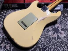 Fender Custom Shop Fender Custom Shop Custom Deluxe S-1 Stratocaster S-S-H Relic / Aged Vintage White_7