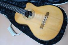 Okita Guitar（沖田ギター工房） Classic Guitar Custom Oder Model / Venetian Cutaway・Waverly peg・Solid German Spruce Top・Solid Brazilian Rosewood Side and Back・Curly Koa Binding【With Original Case】2003年製_2