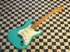 Fender American Vintage II 1957 Stratocaster Sea Foam Green_2