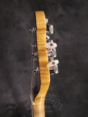 MUSIC MAN 25th HH Anniversary Guitar_11