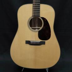 Martin D-18 Modern Deluxe_4