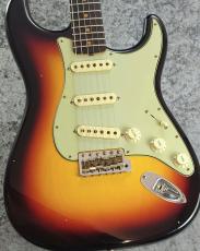 Fender Custom Shop 1964 Stratocaster Journeyman Relic / Target 3Tone Sunburst [3.54kg][2023年製]