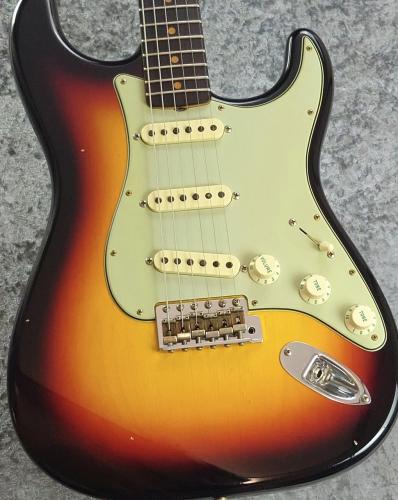 Fender Custom Shop 1964 Stratocaster Journeyman Relic / Target 3Tone Sunburst [3.54kg][2023年製]