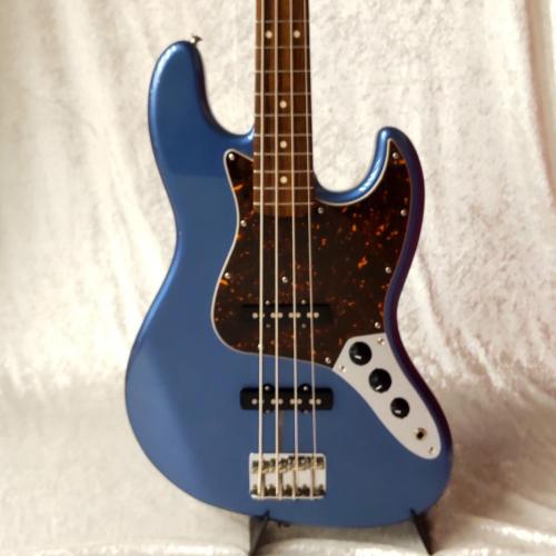 Fender Japan Exclusive Classic 60s JB