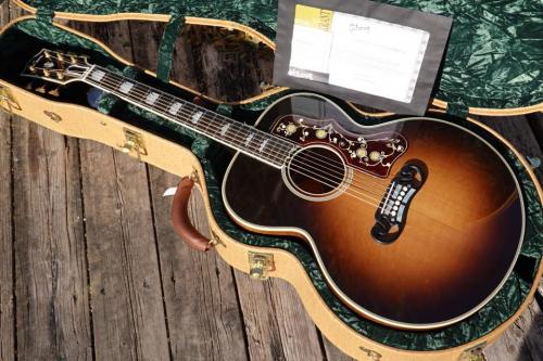 Gibson 1930’s SJ-200 Limited Edition