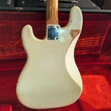 Fender 1965 Precision Bass Refinish_4