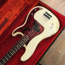 Fender 1965 Precision Bass Refinish_10