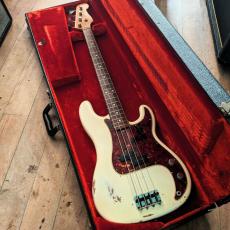 Fender 1965 Precision Bass Refinish_13