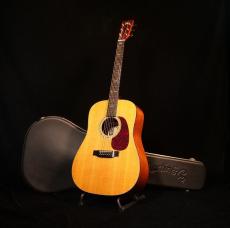 Martin MTV-1 Unplugged Model【限定697本 ローズウッドとマホガニーのハーフ&ハーフなサイドバック材仕様の特別モデル! クリスマーチン4世の遊び心満載のモデルです! 】解説試奏動画ご覧ください。