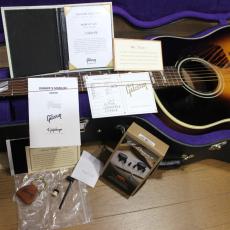 Gibson Custom Shop 　Murphy Lab Acoustic Collection 1942 Banner Southern Jumbo  Light Aged  Vintage Sunburst 2023年製です_16