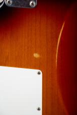 Fender Road Worn 60s Stratocaster 3-Color Sunburst 2017_11