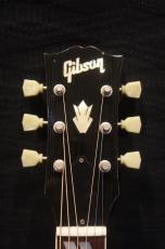 Gibson J-185 VS