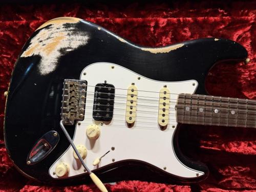Fender Custom Shop Fender Custom Shop 1969 S-S-H Stratocaster Heavy Relic Black