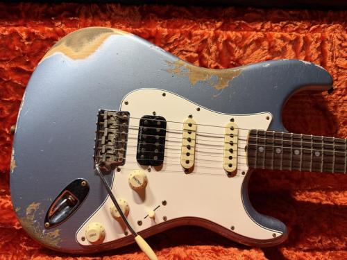 Fender Custom Shop Fender Custom Shop '69 Stratocaster S-S-H Heavy Relic / Ice Blue Metallic