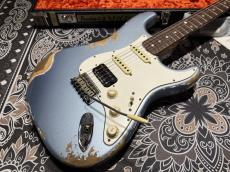 Fender Custom Shop Fender Custom Shop '69 Stratocaster S-S-H Heavy Relic / Ice Blue Metallic_3